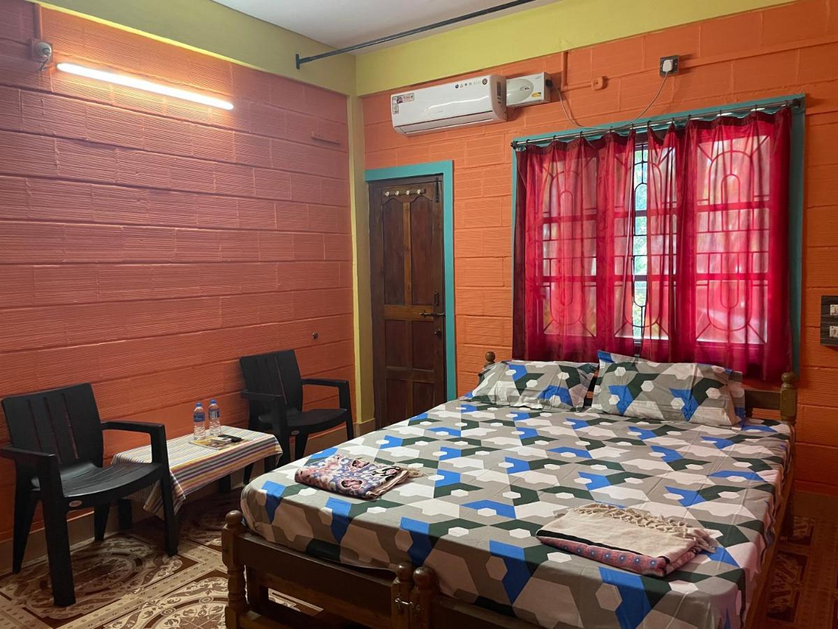 Nimmu Guest House & Restaurant Gokarna ゴカルナ エクステリア 写真