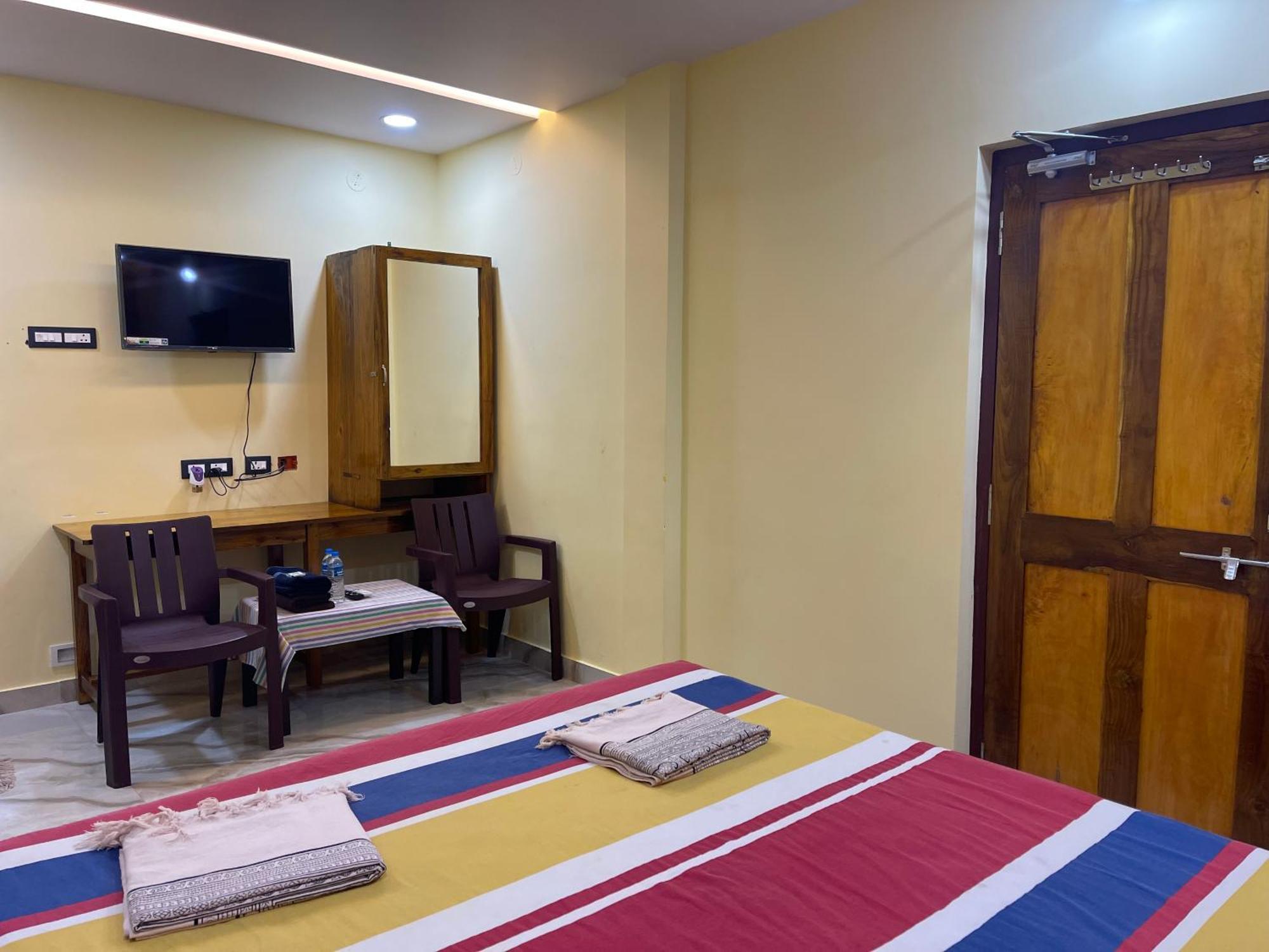 Nimmu Guest House & Restaurant Gokarna ゴカルナ エクステリア 写真