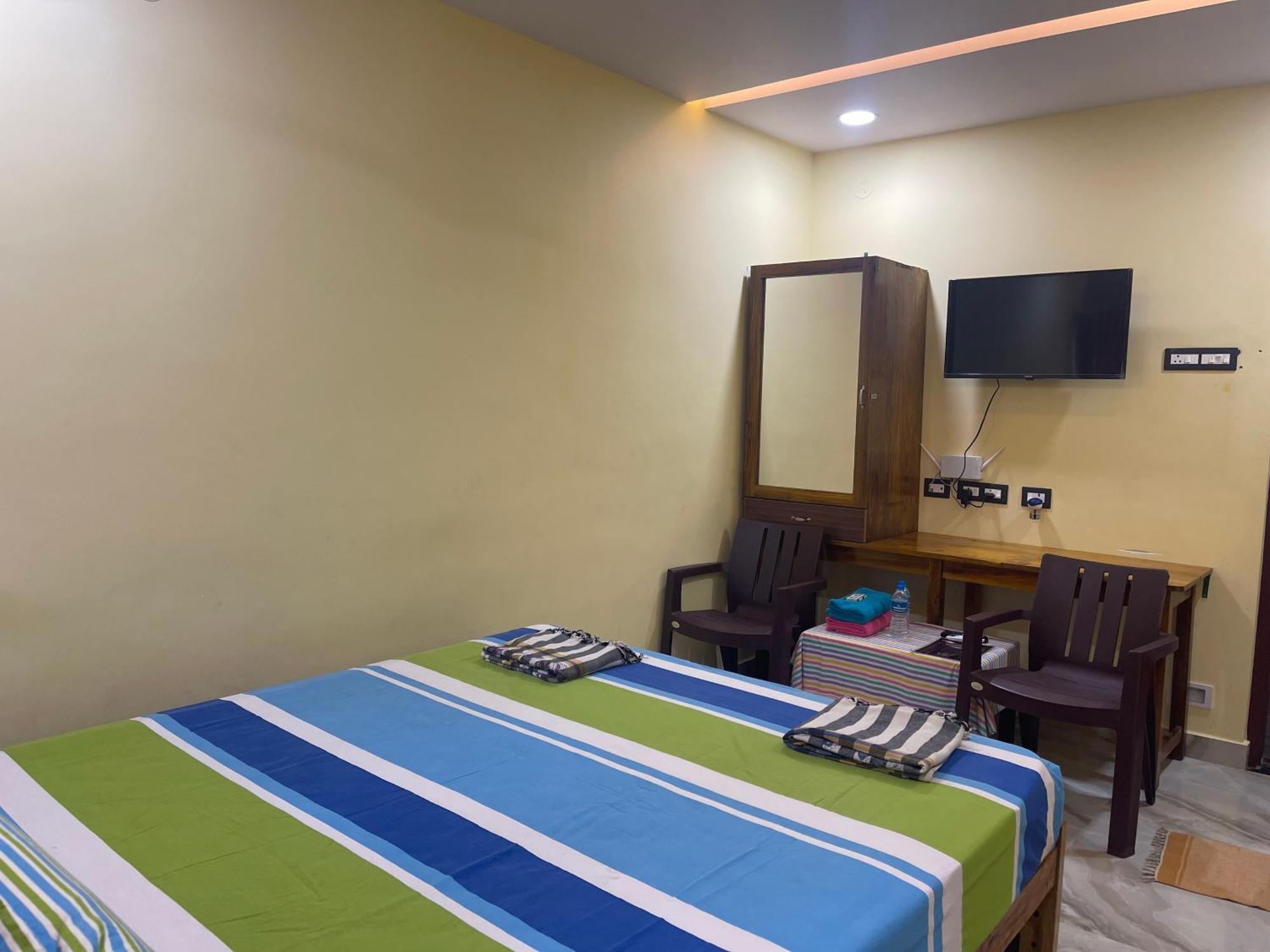 Nimmu Guest House & Restaurant Gokarna ゴカルナ エクステリア 写真