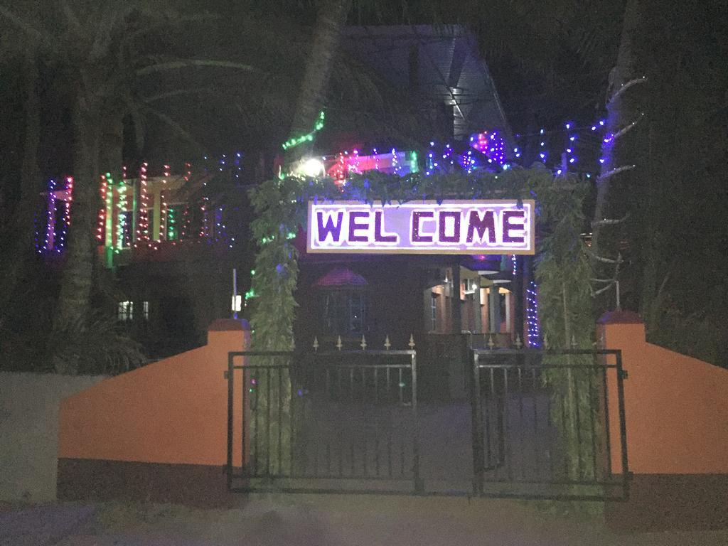 Nimmu Guest House & Restaurant Gokarna ゴカルナ エクステリア 写真