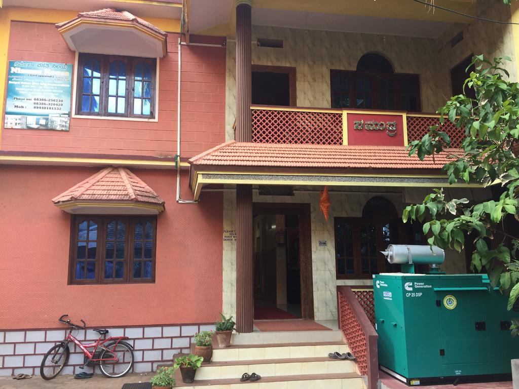 Nimmu Guest House & Restaurant Gokarna ゴカルナ エクステリア 写真