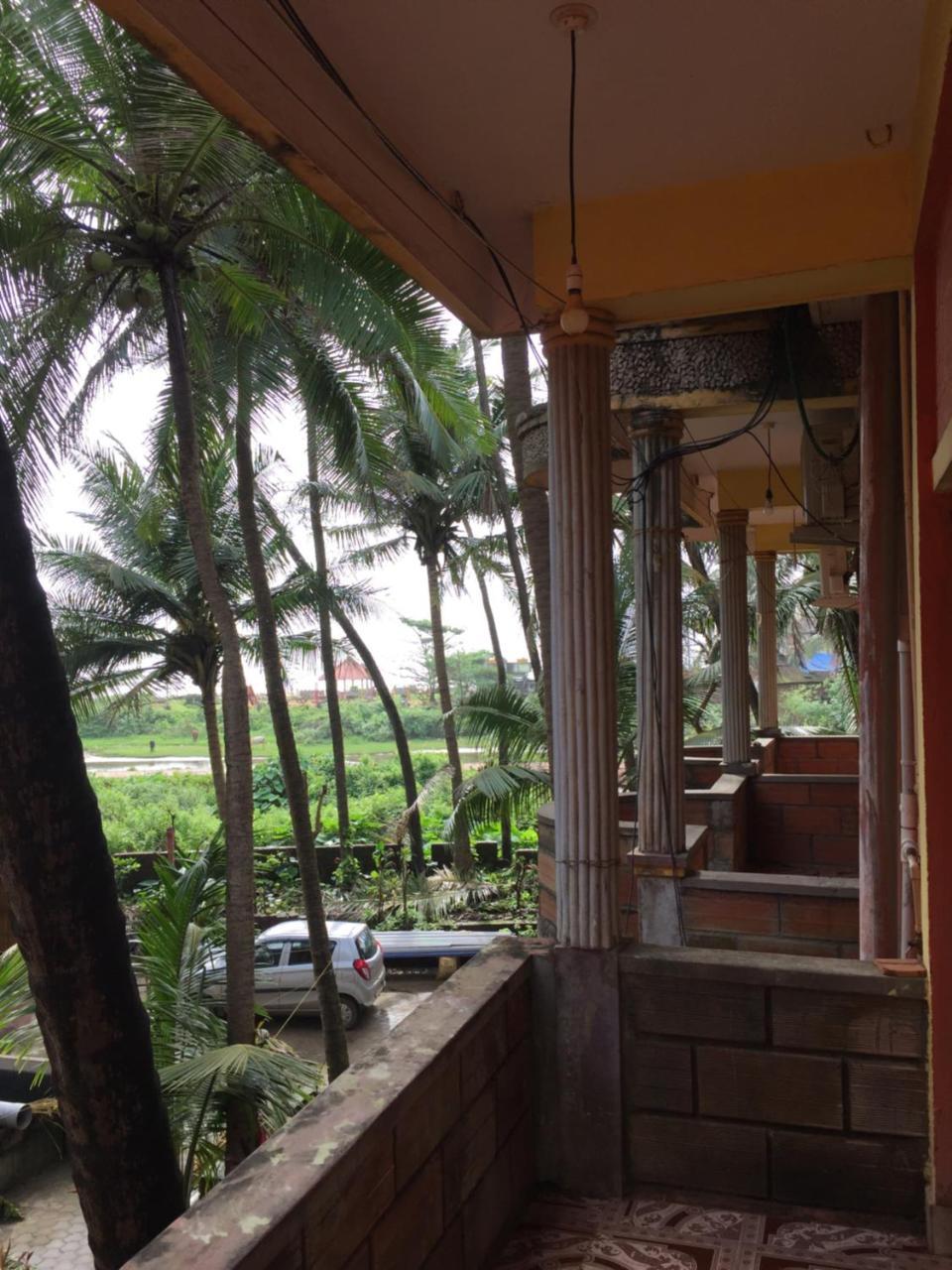 Nimmu Guest House & Restaurant Gokarna ゴカルナ エクステリア 写真