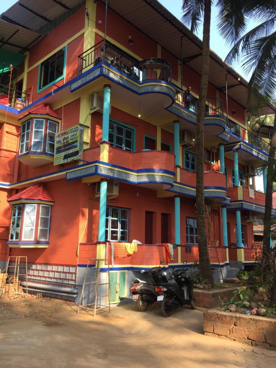 Nimmu Guest House & Restaurant Gokarna ゴカルナ エクステリア 写真